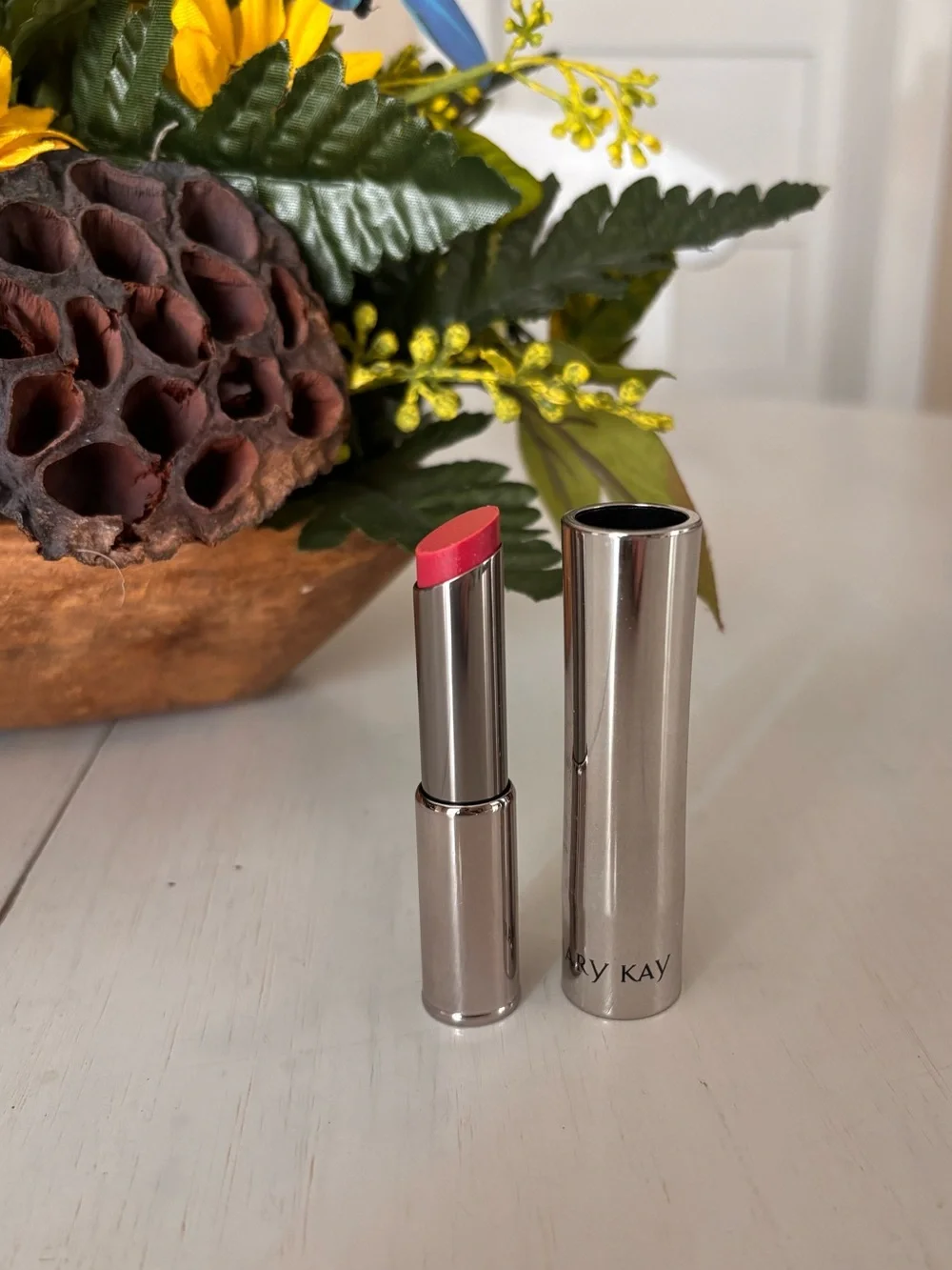 Mary Kay True Dimensions Lipstick - Sassy Fuchsia shade